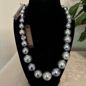 Beautiful Carolee New York Graduated Pearl Necklace (22")